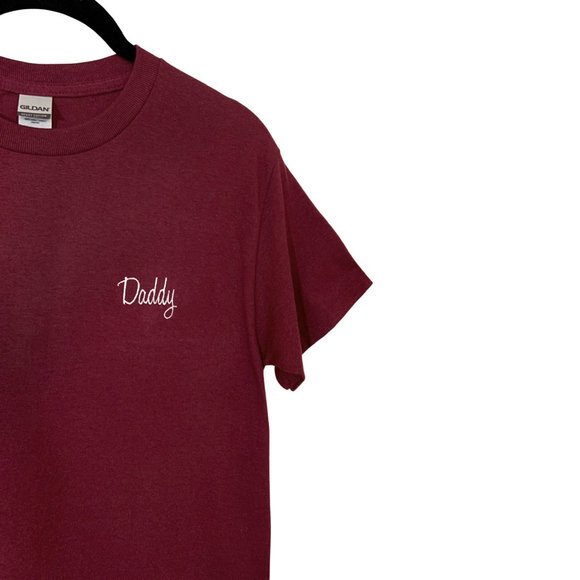 Embroidered "Daddy" Unisex T-Shirt Sizes S/M/L/1X/2X/3X/4X/5X - Picture 3 of 4